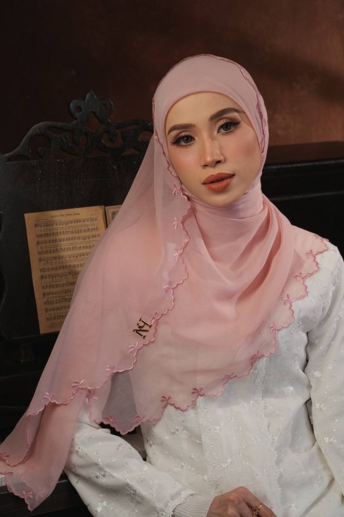 KESUMA ROSE NUDE