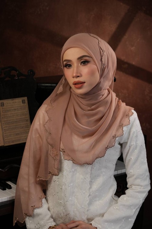 KESUMA SOFT BROWN