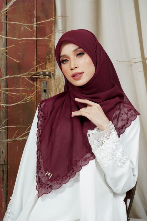 QASEH DARK MAROON