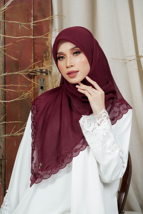 QASEH DARK MAROON