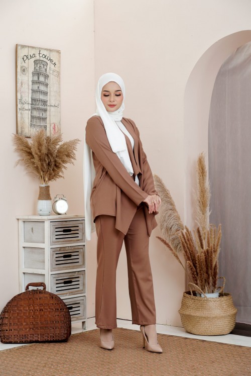 ADEEVA CARDIGAN SUIT MOCHA (L/XL)