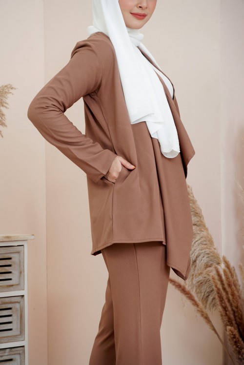 ADEEVA CARDIGAN SUIT MOCHA (L/XL)