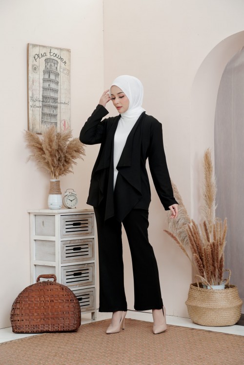 ADEEVA CARDIGAN SUIT BLACK (L/XL)