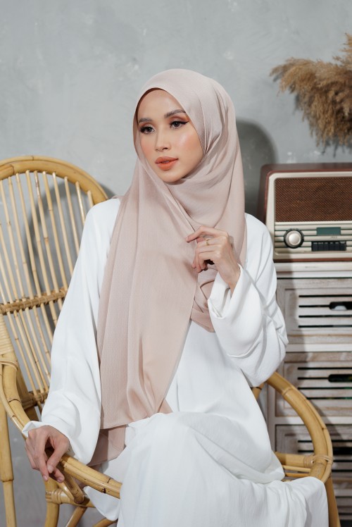 LUXANNE LIGHT BROWN