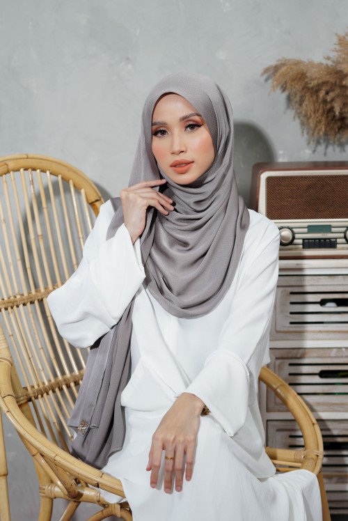 LUXANNE STONE GREY