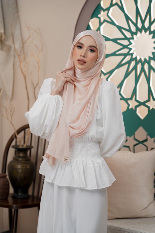 NOURA BEIGE