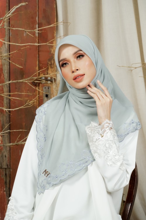 QASEH PEARL GREY