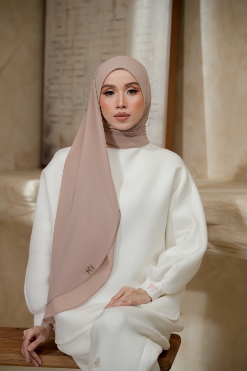 NAURA ASHBROWN