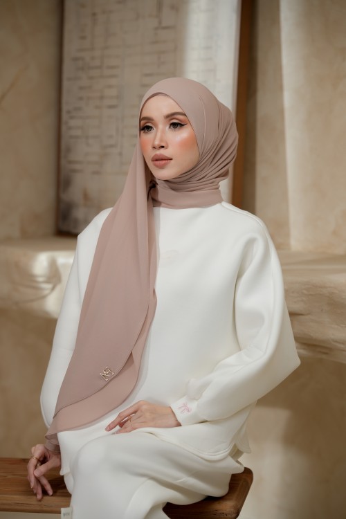 NAURA ASHBROWN