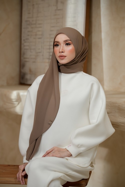NAURA FOREST BROWN