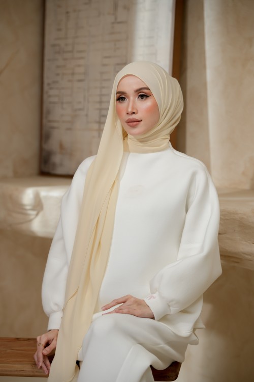 NAURA CREAM