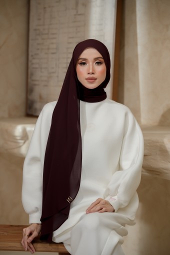 NAURA MAHOGANY