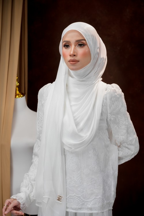 NOURA OFF WHITE