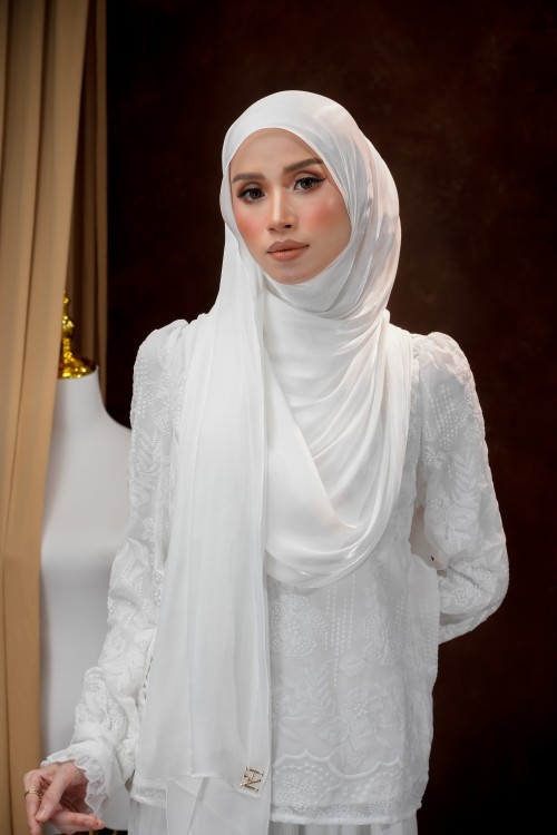 NOURA OFF WHITE