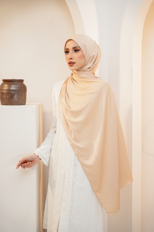 AWADAH ALMOND BEIGE