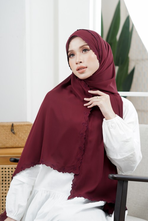 ANGGUN BURGUNDY