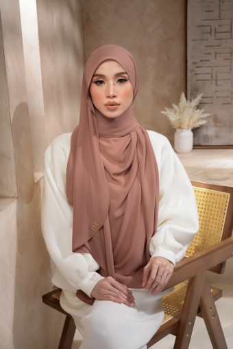 AIRY ROSEBROWN