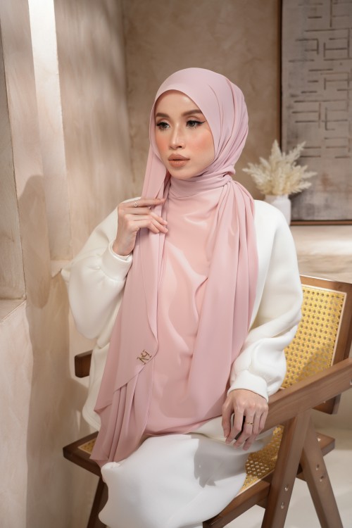 AIRY BLUSH PINK