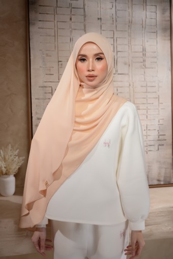 LAURA PALE IVORY
