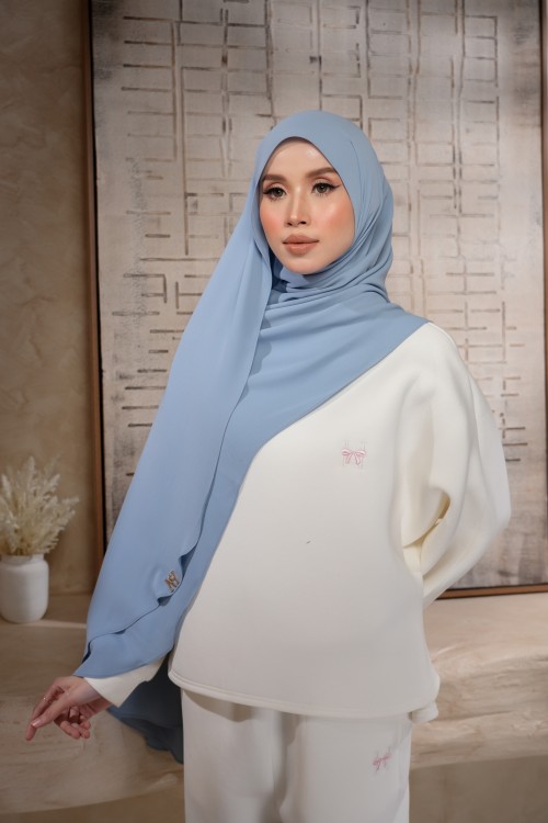 LAURA PALE BLUE