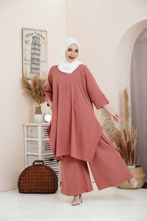 MARWA ROSEBERRY ( L/XL )