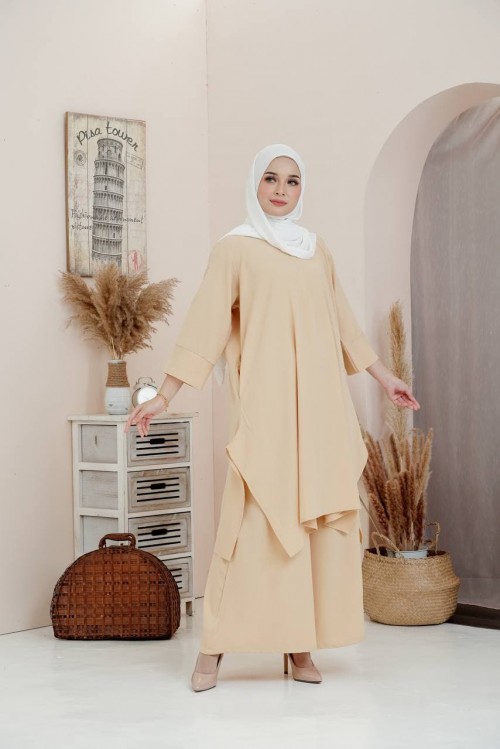 MARWA MARIGOLD ( S/M )
