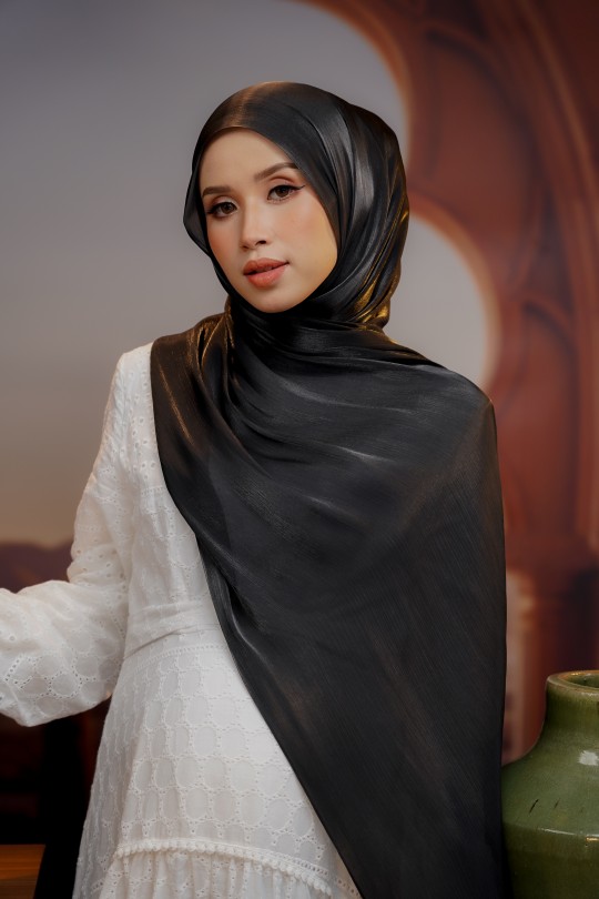 noura hijab